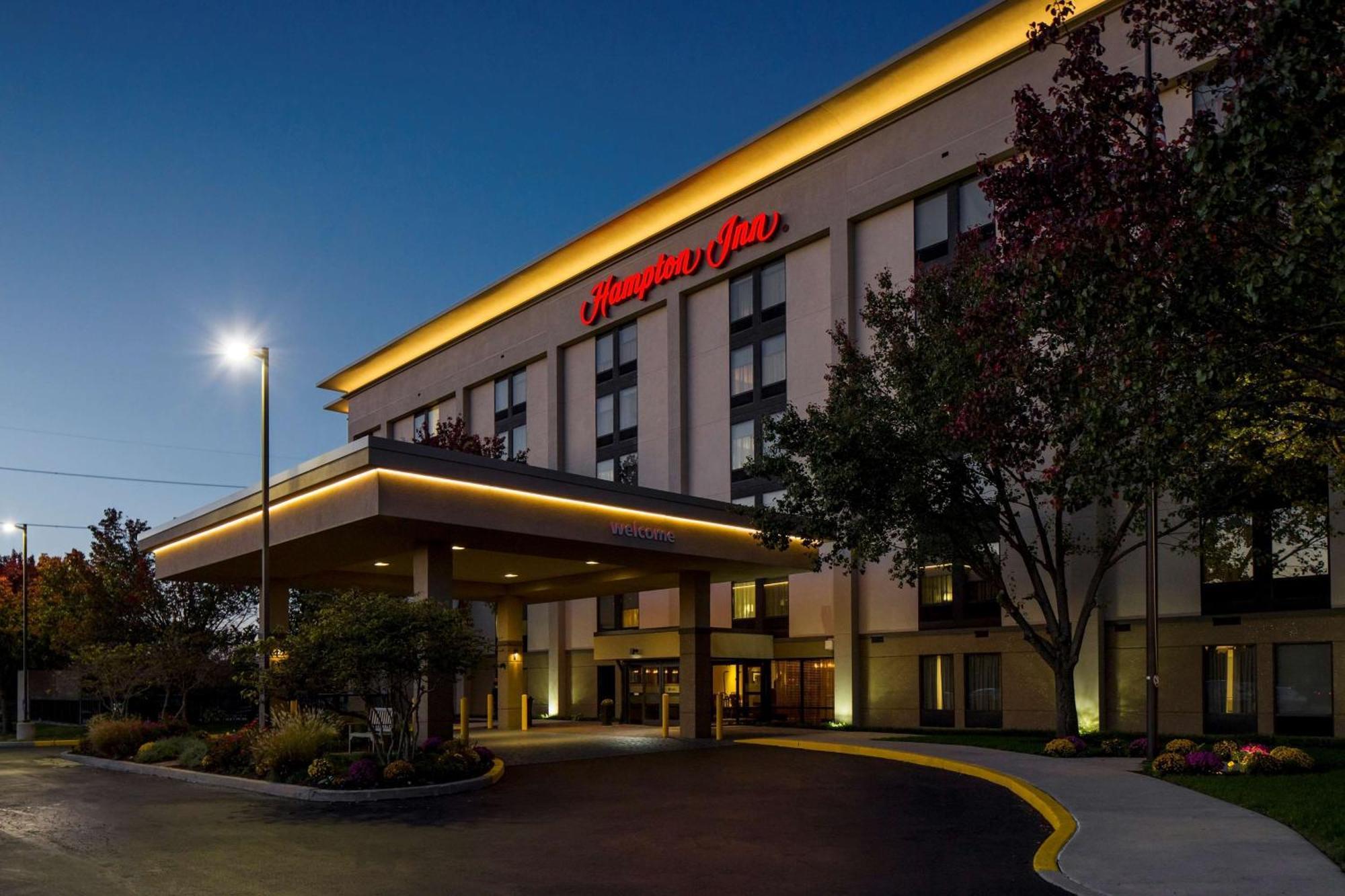 Hampton Philadelphia-airport 3*
