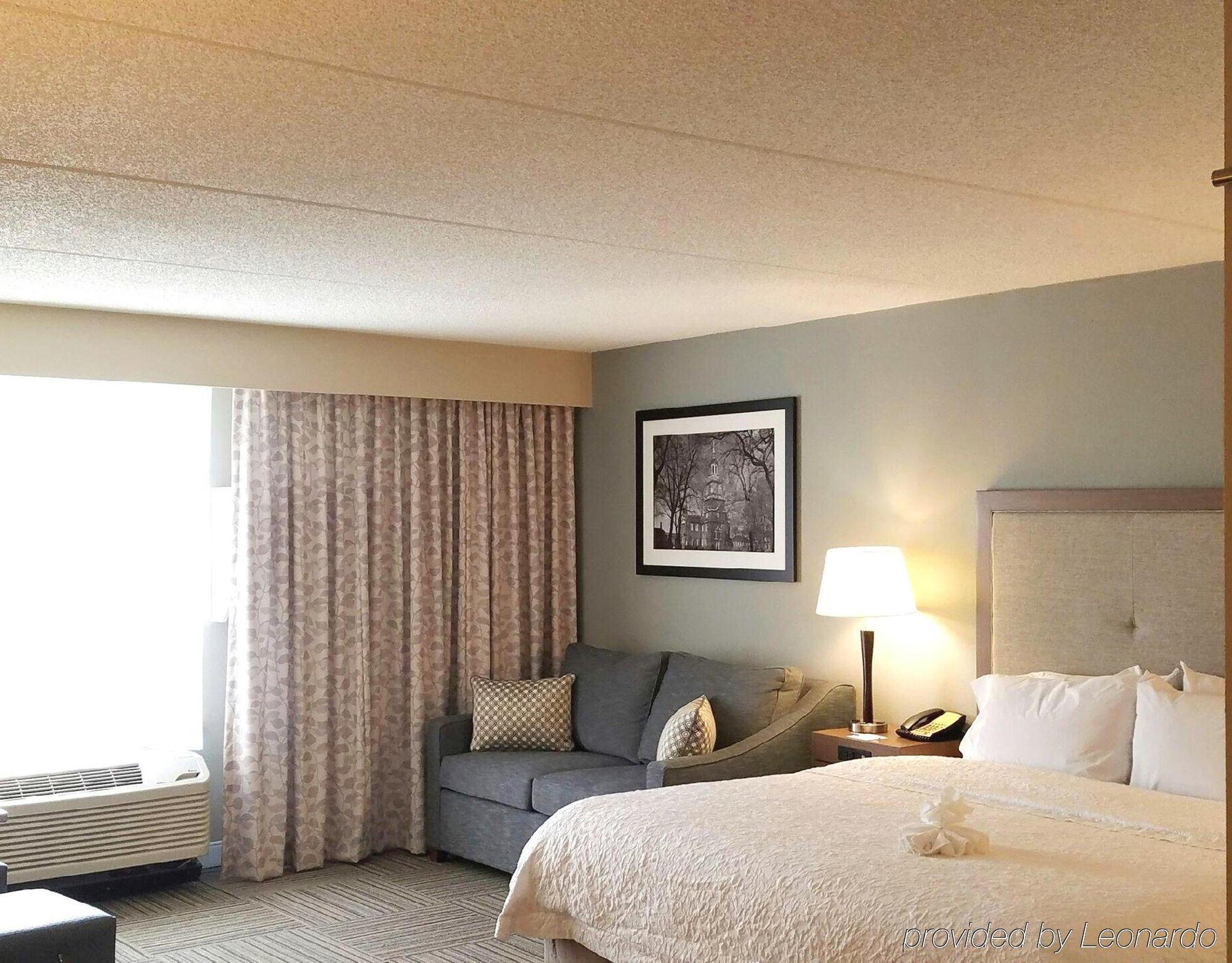 Hampton Philadelphia-airport Hotel 3*